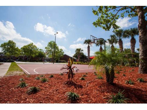 Campus Crossings Alafaya Orlando Exterior and Clubhouse