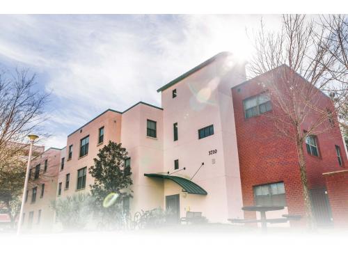 Magnolia Apartments Tampa Info Details Livesomewhere Magnolia Apartments