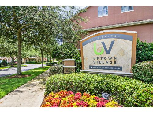 Uptown Village Gainesville Exterior and Clubhouse