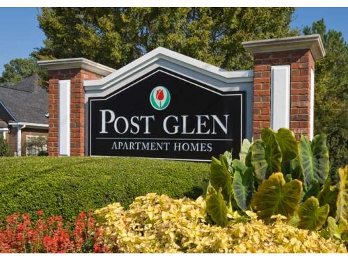 Post Glen Atlanta Exterior and Clubhouse