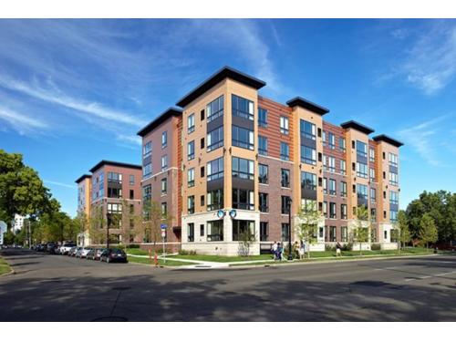 412 Lofts Minneapolis Exterior and Clubhouse