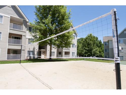 Village Green Apartments Raleigh Exterior and Clubhouse