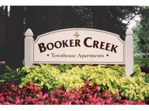 Booker Creek Townhouses Chapel Hill Exterior and Clubhouse