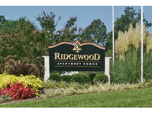 Ridgewood Carrboro Exterior and Clubhouse