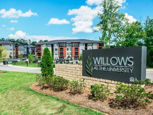 Willows at The University Charlotte Exterior and Clubhouse