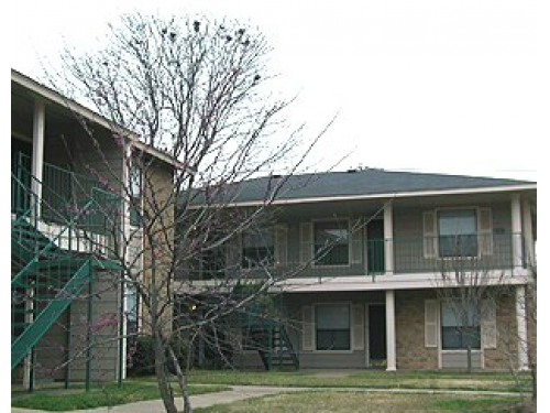 Redstone Apartments College Station Exterior and Clubhouse