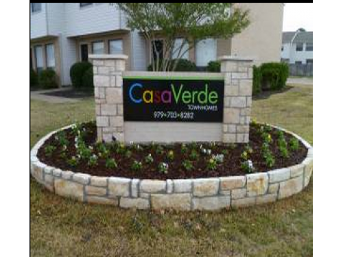 Casa Verde Townhomes College Station Exterior and Clubhouse