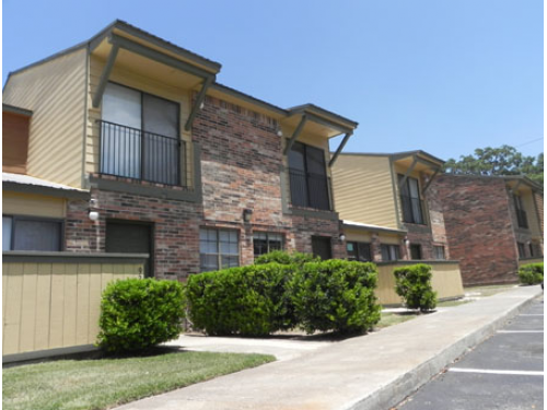 Autumn Chase Townhomes San Marcos Exterior and Clubhouse