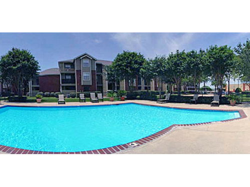 Clarewood Apartments San Marcos Exterior and Clubhouse