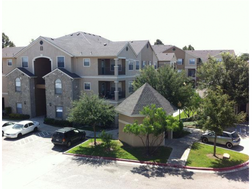 Park Hill Apartments San Marcos Exterior and Clubhouse