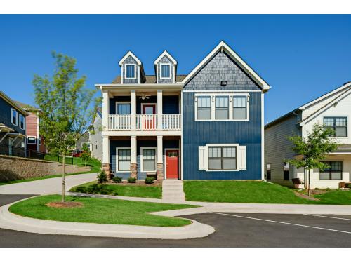 Aspen Heights San Antonio Exterior and Clubhouse