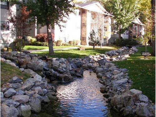 Raintree Commons Provo Exterior and Clubhouse